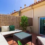 Mala Mia Seaviews Familiar Con Piscina, Parking Y Terraza En Apartman *