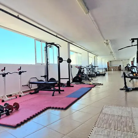 Mala Mia Seaviews Familiar Con Piscina, Parking Y Terraza En Апартаменти